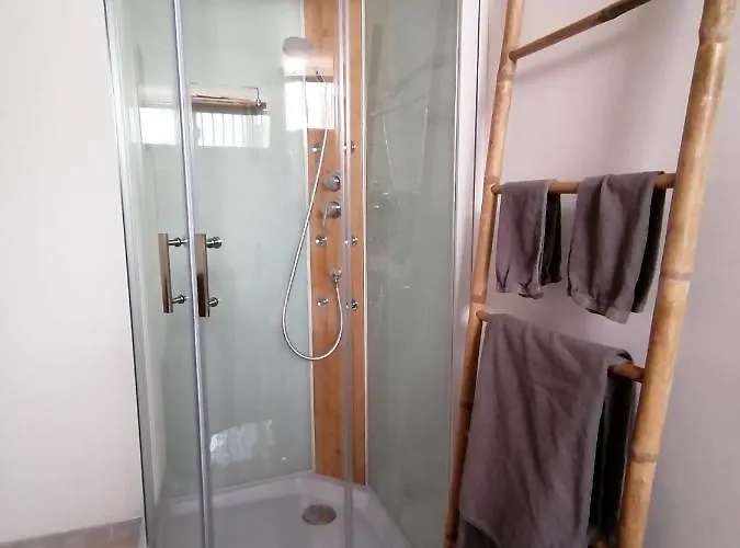 Casa Rosa Abruzzo2 Bed & Breakfast 3*